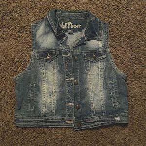 Juniors denim vest